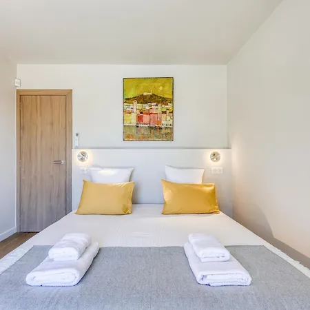Terre De Provence-luxurious Villa-pool-sea View