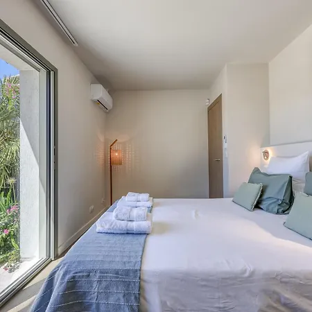 Terre De Provence-luxurious Villa-pool-sea View
